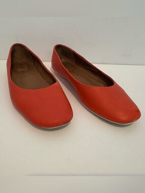 Gentle Souls Orange Leather Round-Toe Ballet Flats - 81/2